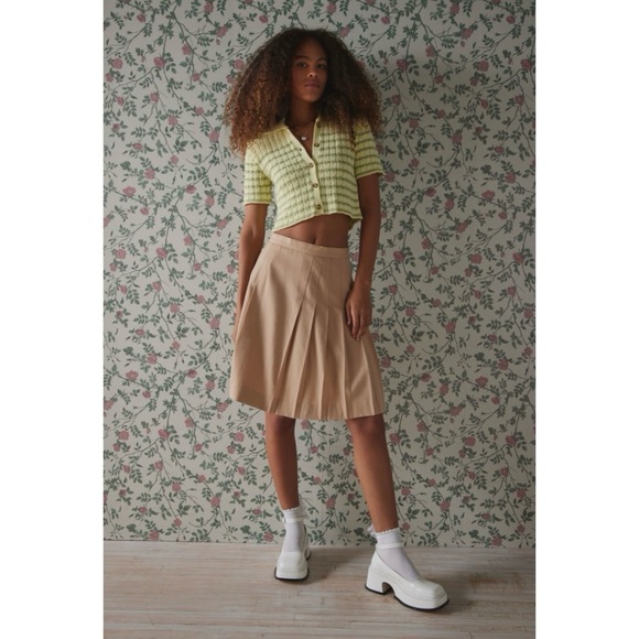 Urban Outfitters Kimchi Blue Oliver Button-Down Polo Sweater - Picture 13 of 16